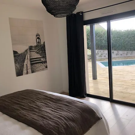 Magnifique Avec Piscine A Deux Pas Du Port *